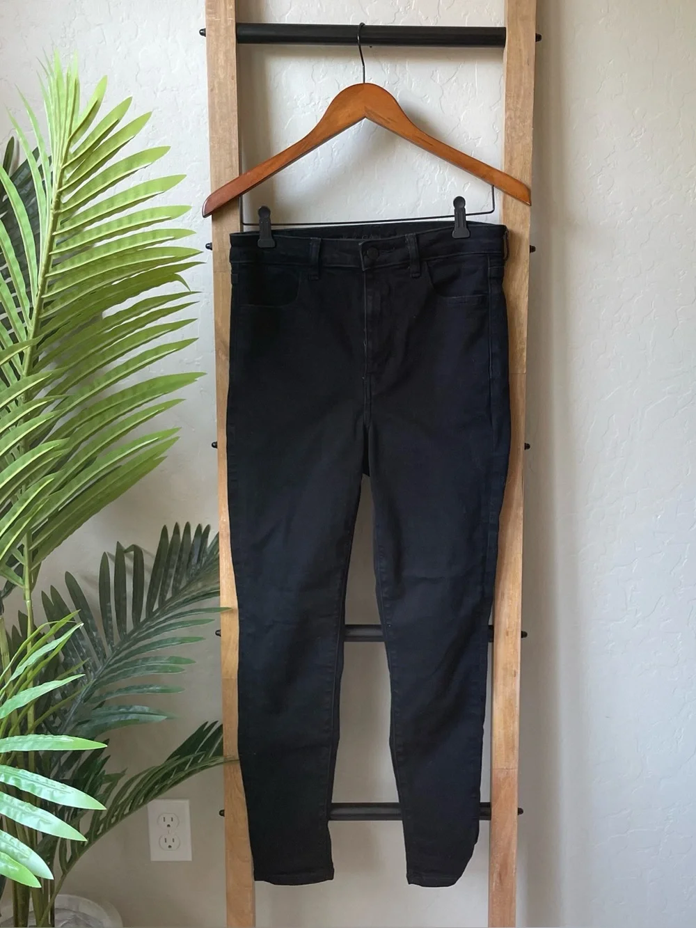 American Eagle Outfitters Black Skinny Jeans